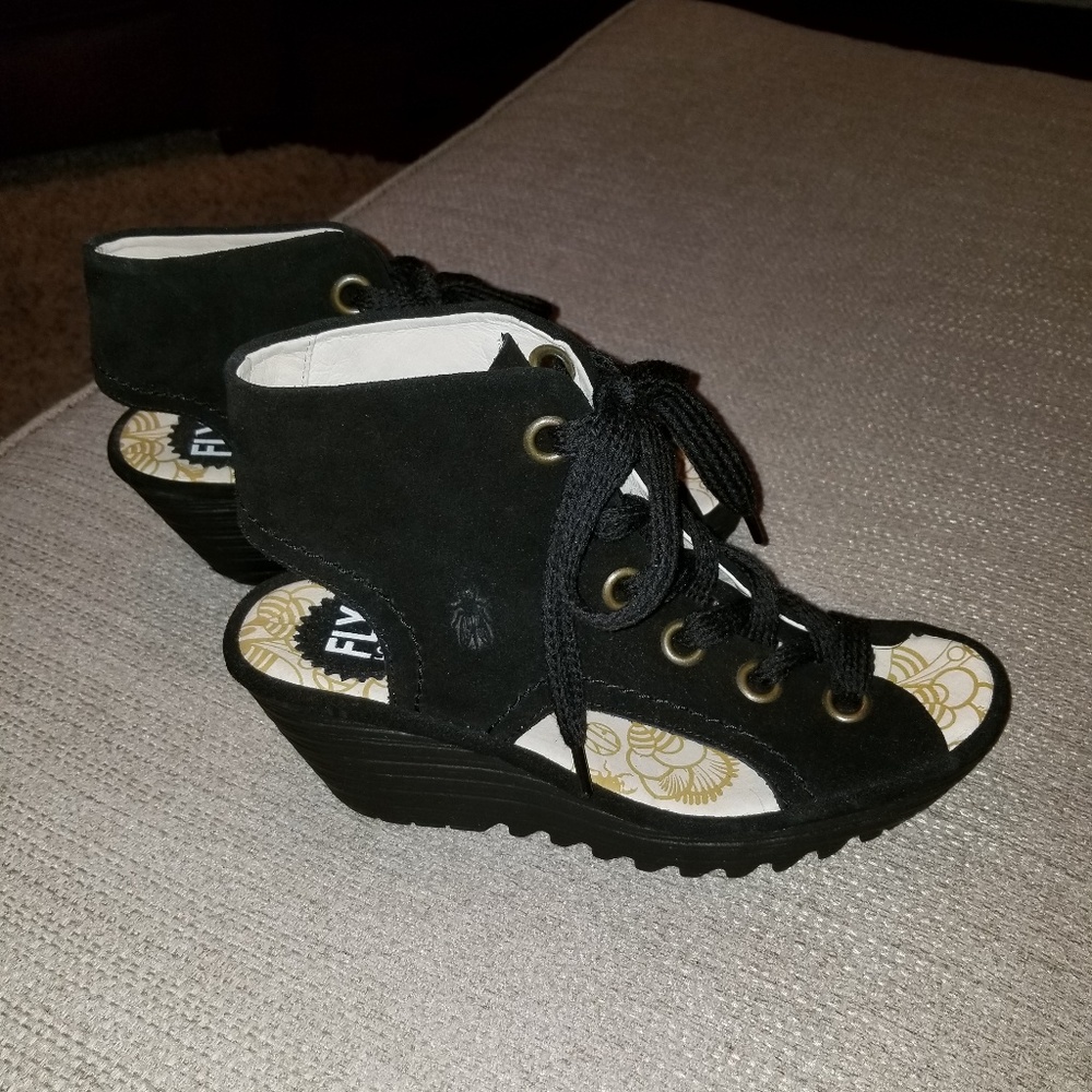 Fly London YABA suede sandals black,  size 39